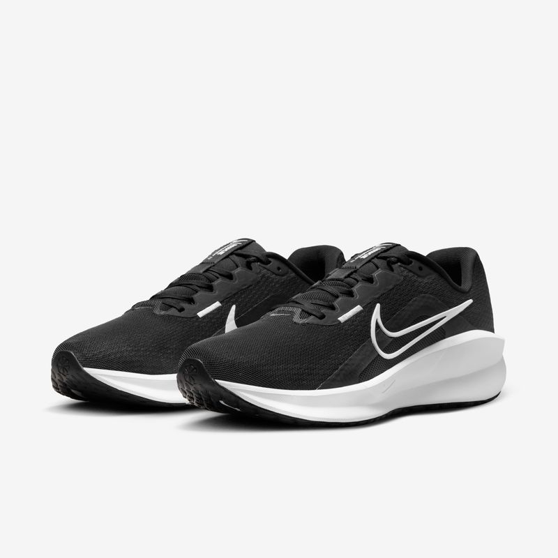 Nike-Downshifter-13-Tenis-de-correr-en-calle-para-hombre