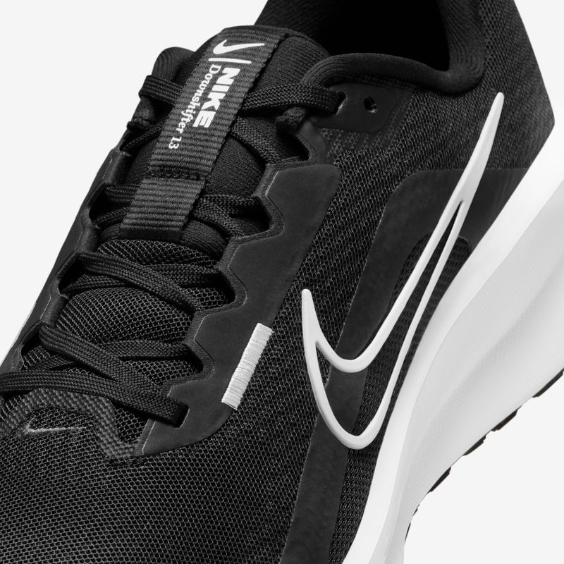 Nike-Downshifter-13-Tenis-de-correr-en-calle-para-hombre