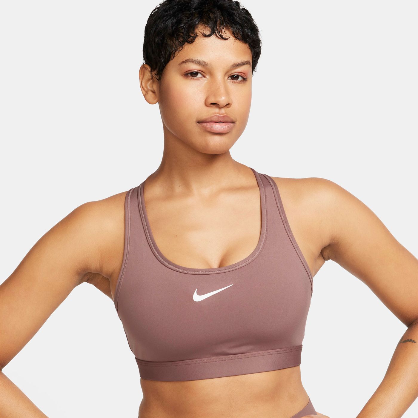 Tops deportivos sale