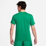 Nike-Sportswear-Club