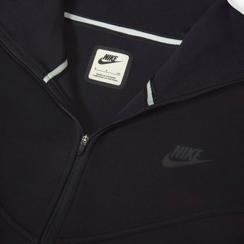 Nike-Sportswear-Tech-Fleece