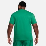 Nike-Sportswear-Club