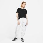 Nike-Sportswear-Club-Essentials