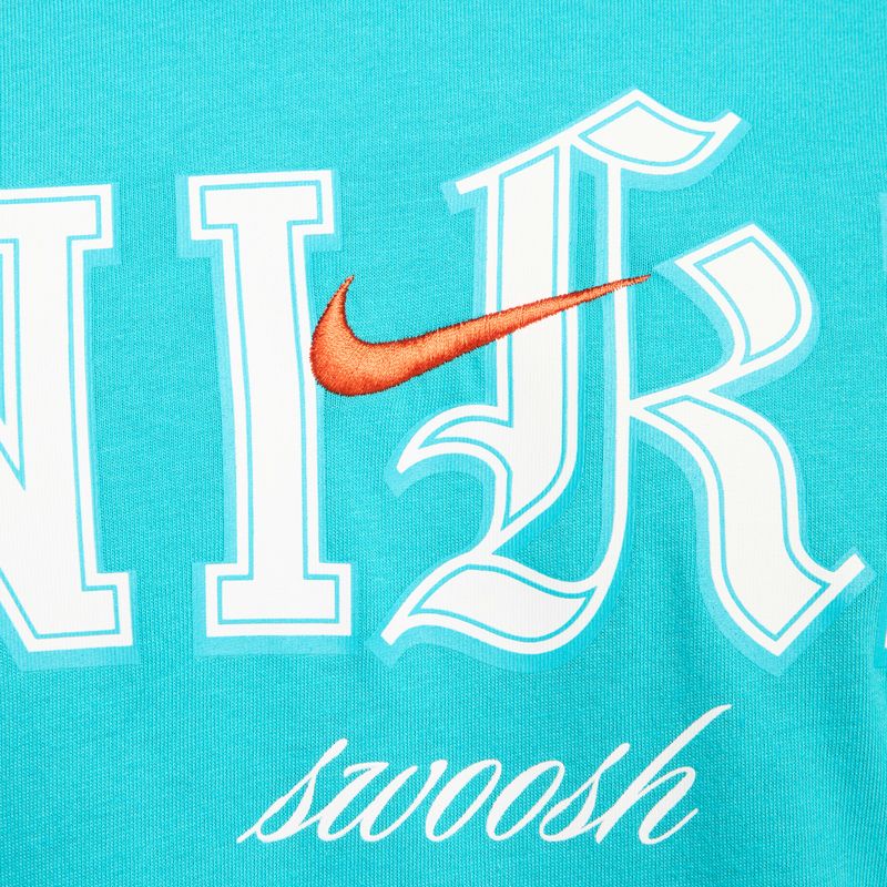 Nike-Sportswear