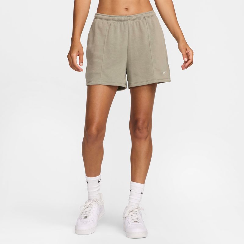 Nike-Sportswear-Chill-Terry
