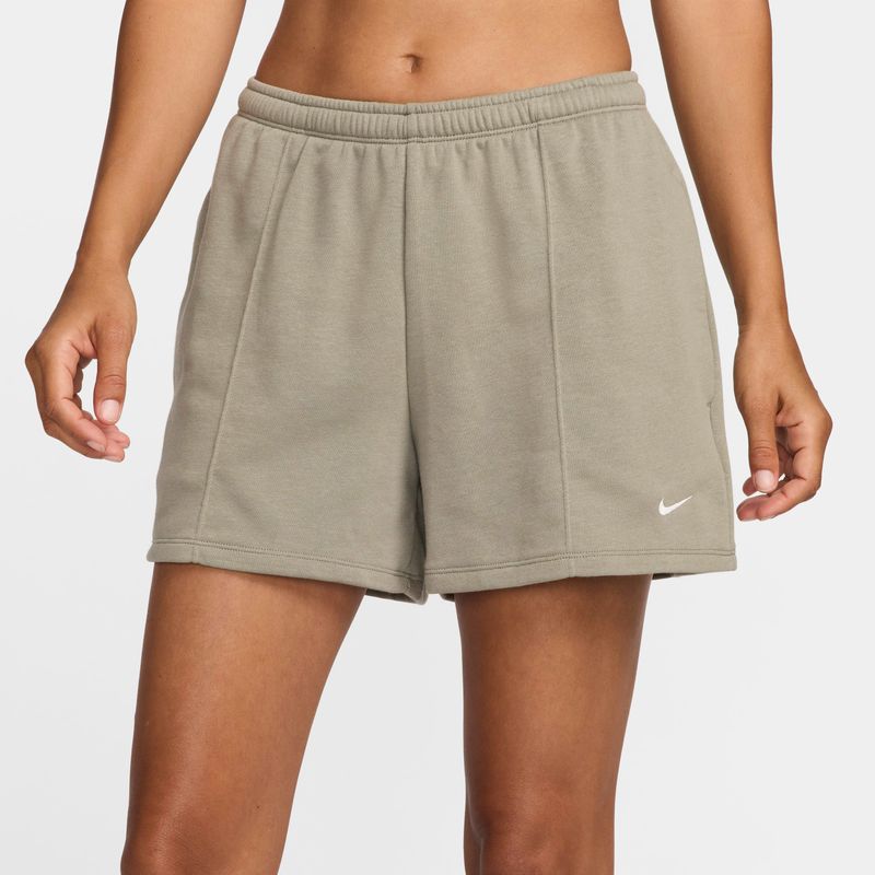 Nike-Sportswear-Chill-Terry