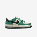 Nike-Air-Force-1-LV8