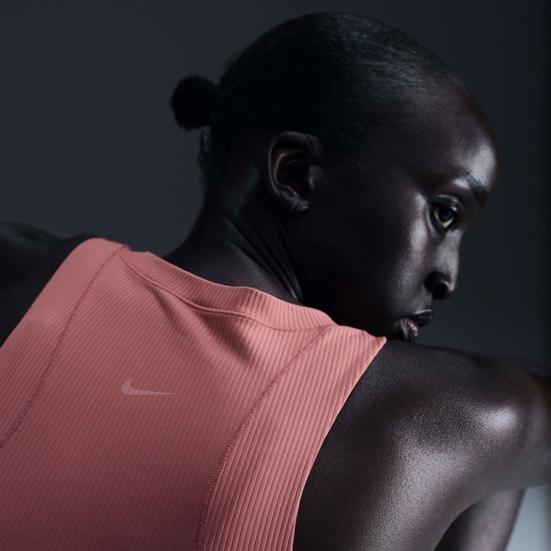 Nike-Zenvy-Rib