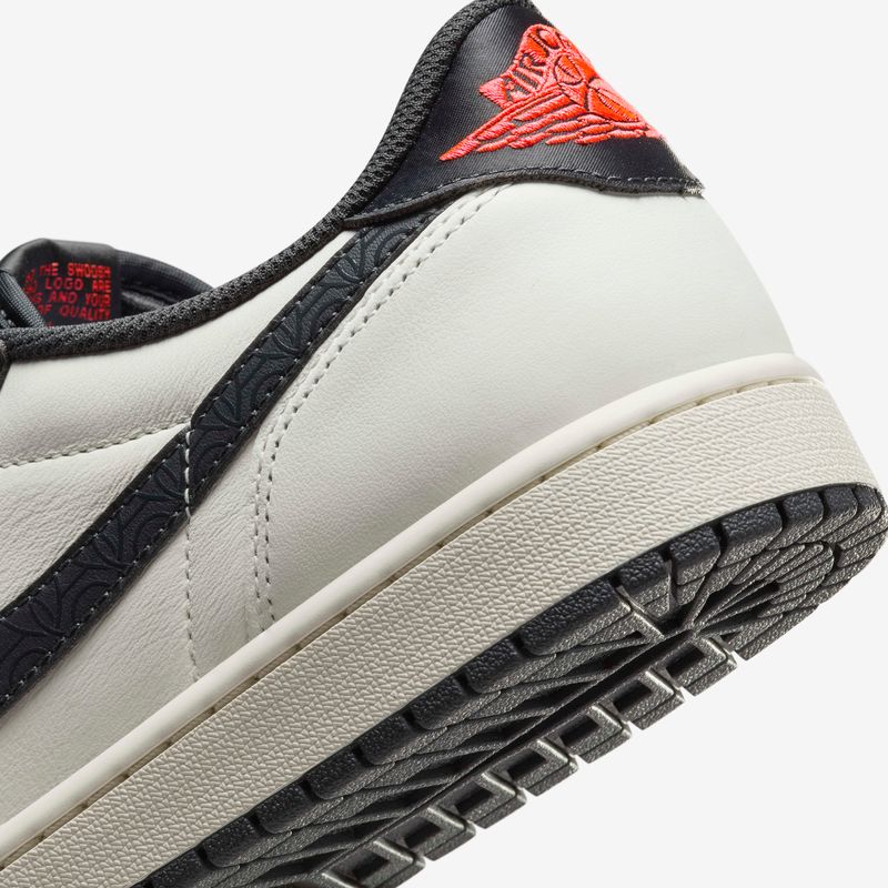 Air-Jordan-1-Retro-Low-Paris-Saint-Germain