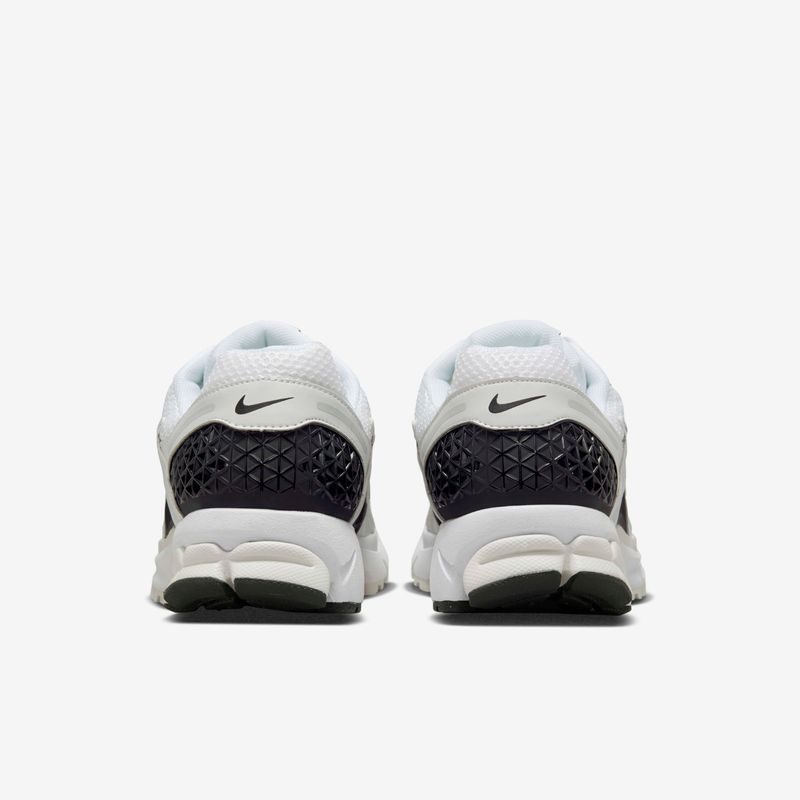 Nike-Zoom-Vomero-5