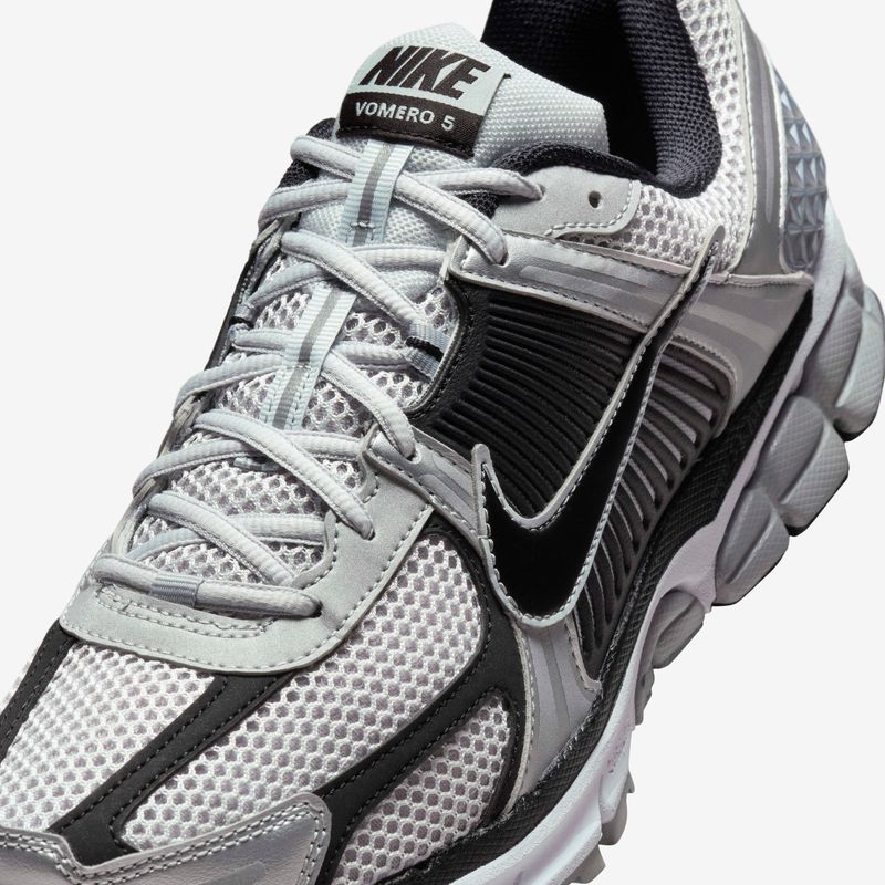 Nike-Zoom-Vomero-5