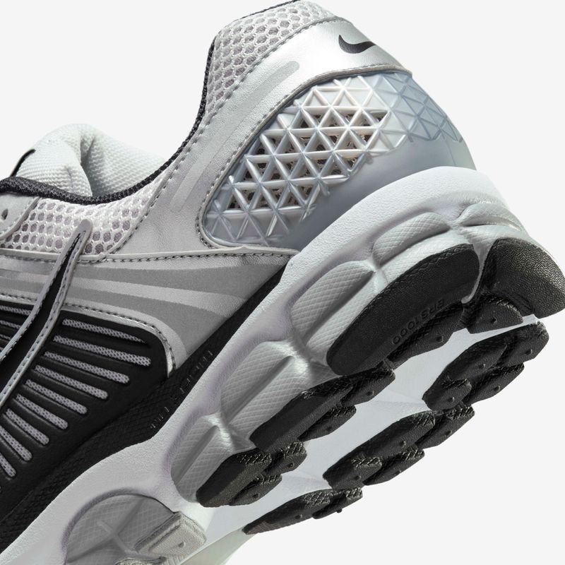 Nike-Zoom-Vomero-5