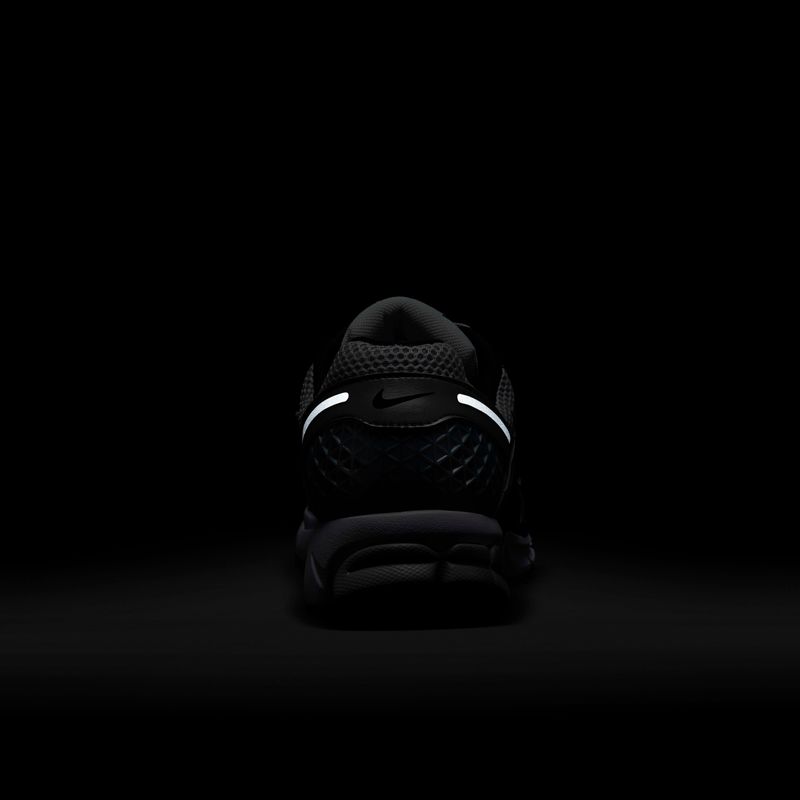 Nike-Zoom-Vomero-5