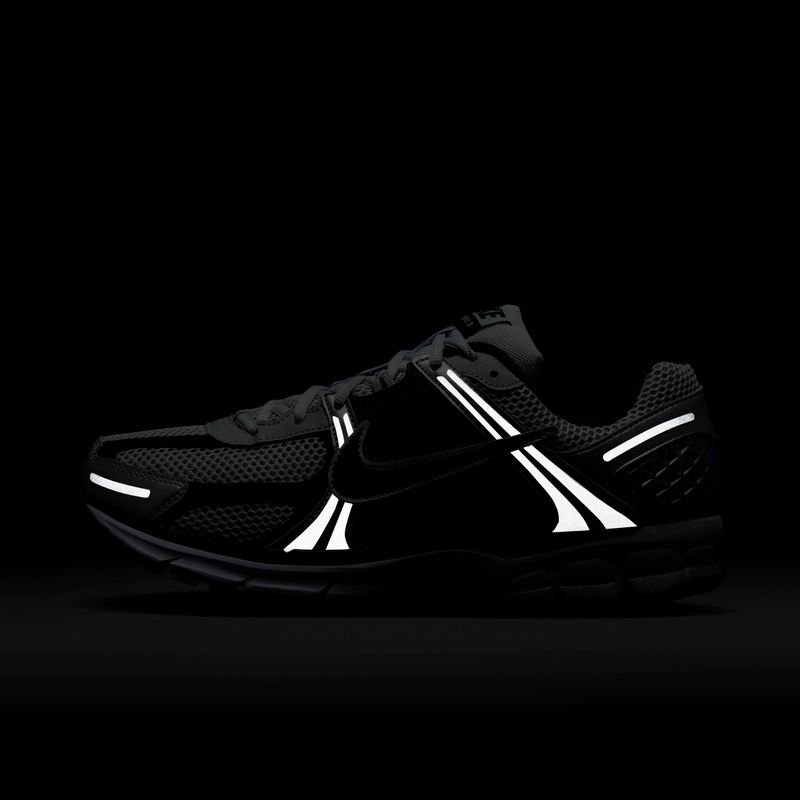 Nike-Zoom-Vomero-5