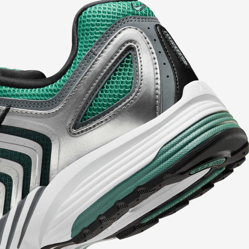 Nike-Air-Pegasus-2005