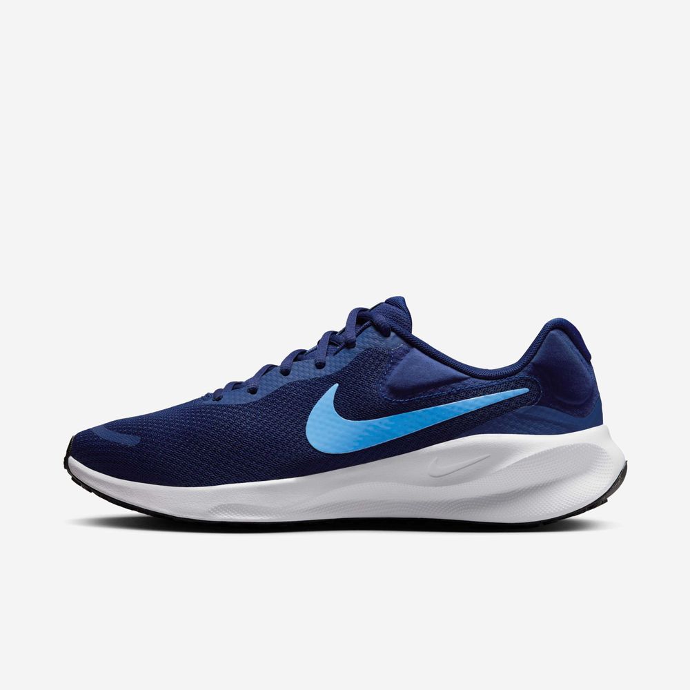 Nike Revolution 7
