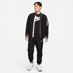 Nike-Sportswear
