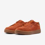 Nike-Grandstand-2
