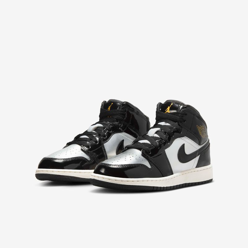 Air-Jordan-1-Mid-SE