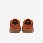 Nike-Grandstand-2