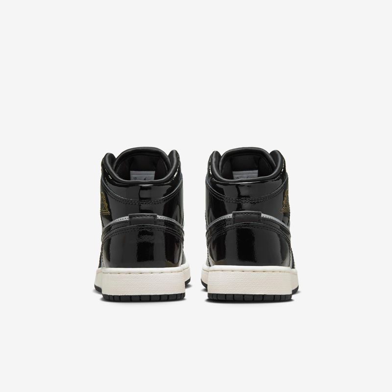 Air-Jordan-1-Mid-SE