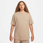 Nike-Sportswear-Premium-Essentials