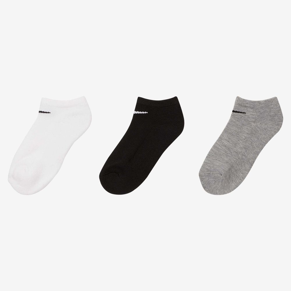 Nike Basics
