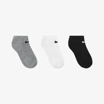 Nike-Basics