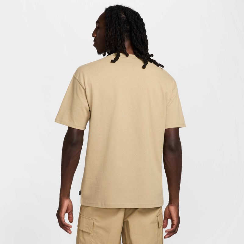 Nike-Sportswear-Premium-Essentials