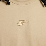 Nike-Sportswear-Premium-Essentials