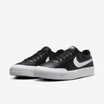 Nike-Court-Shot