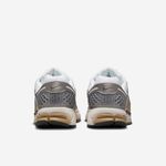 Nike-Zoom-Vomero-5