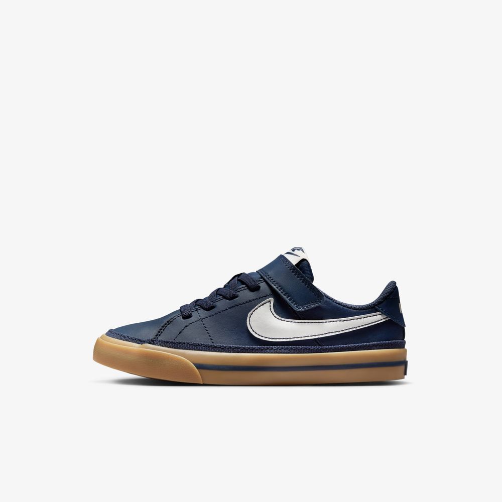 Nike Court Legacy
