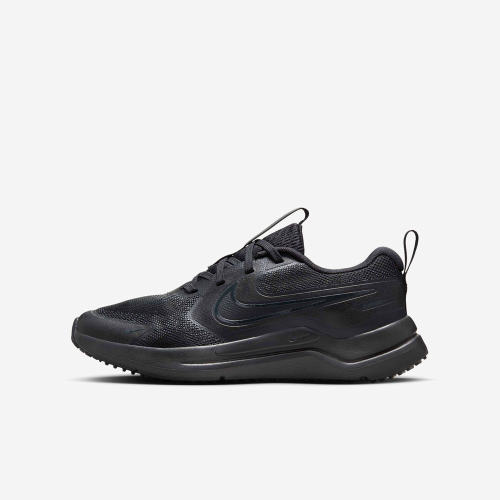 Nike Cosmic Runner