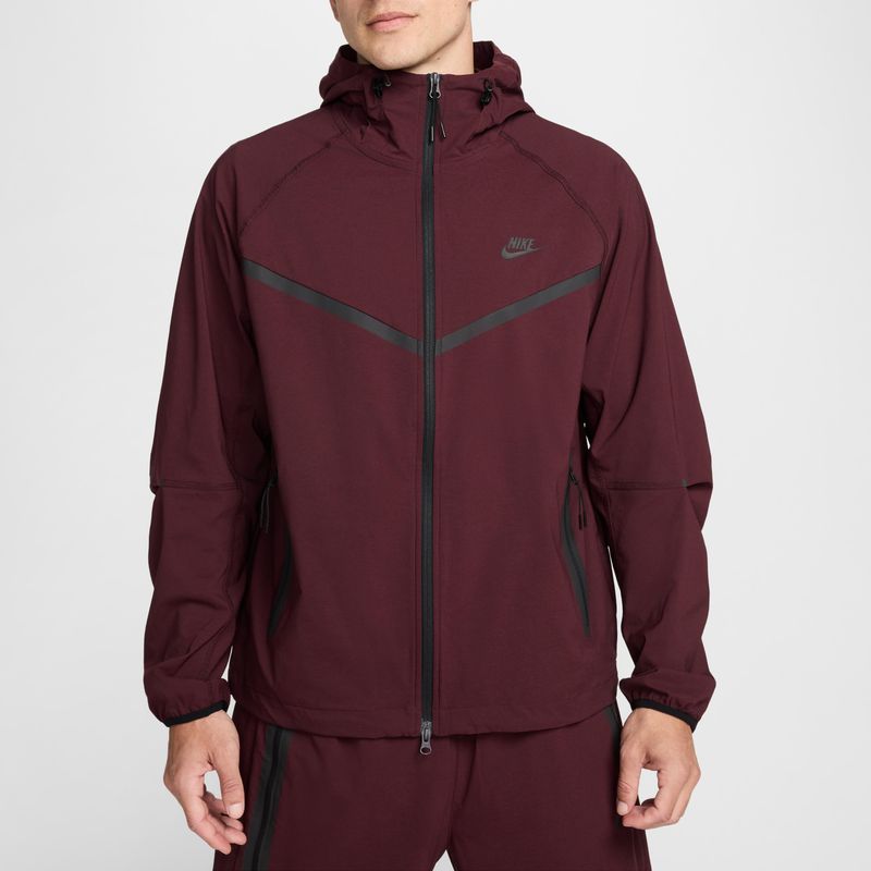 Nike-Tech