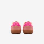 Nike-Field-General