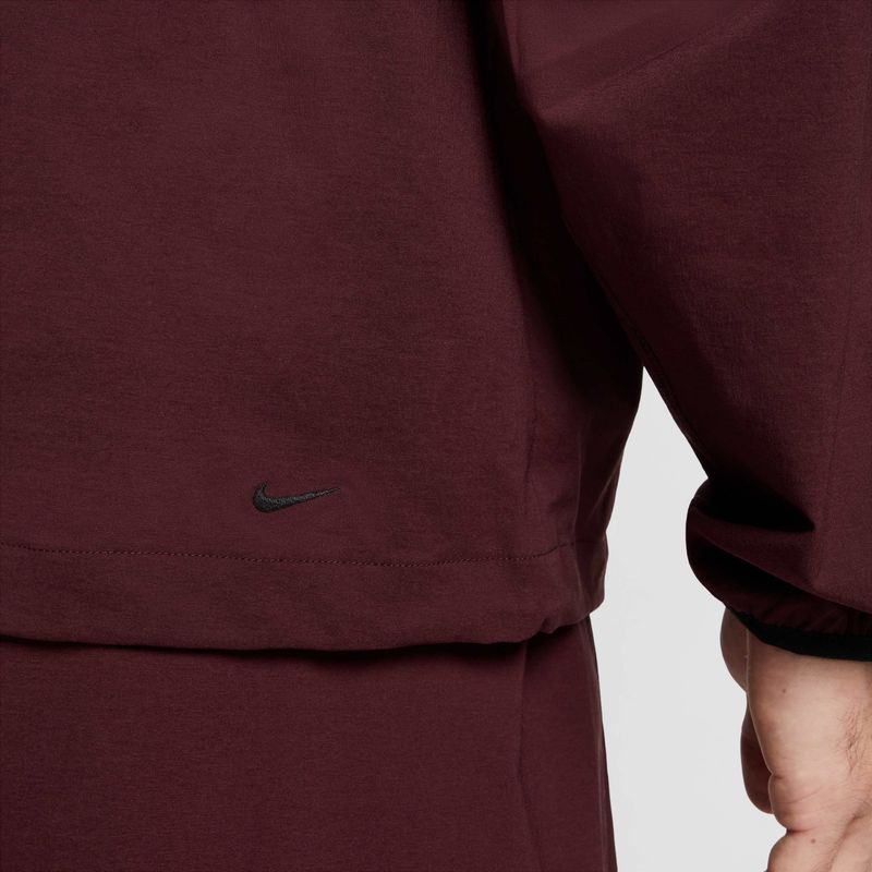 Nike-Tech