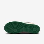 Nike-Air-Force-1--07-LV8
