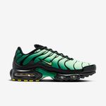 Nike-Air-Max-Plus