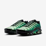 Nike-Air-Max-Plus
