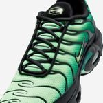 Nike-Air-Max-Plus