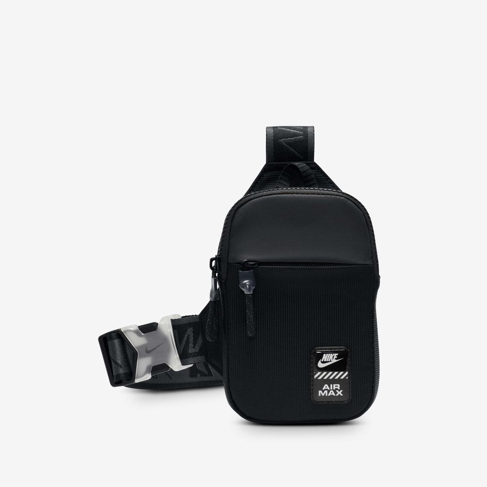 Nike Sportswear Essentials
