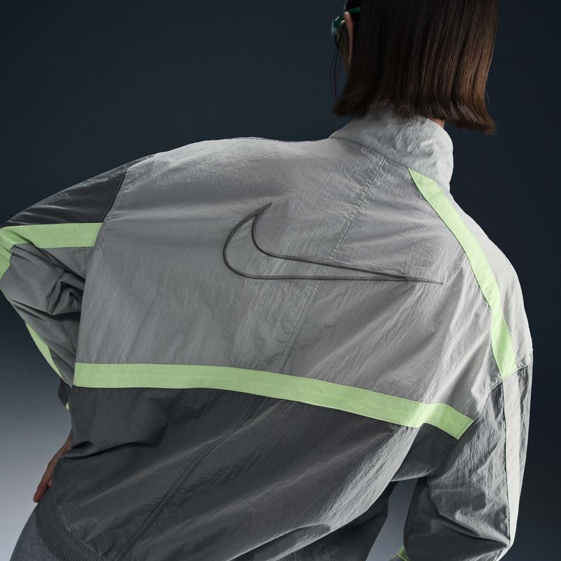 Nike-Sportswear