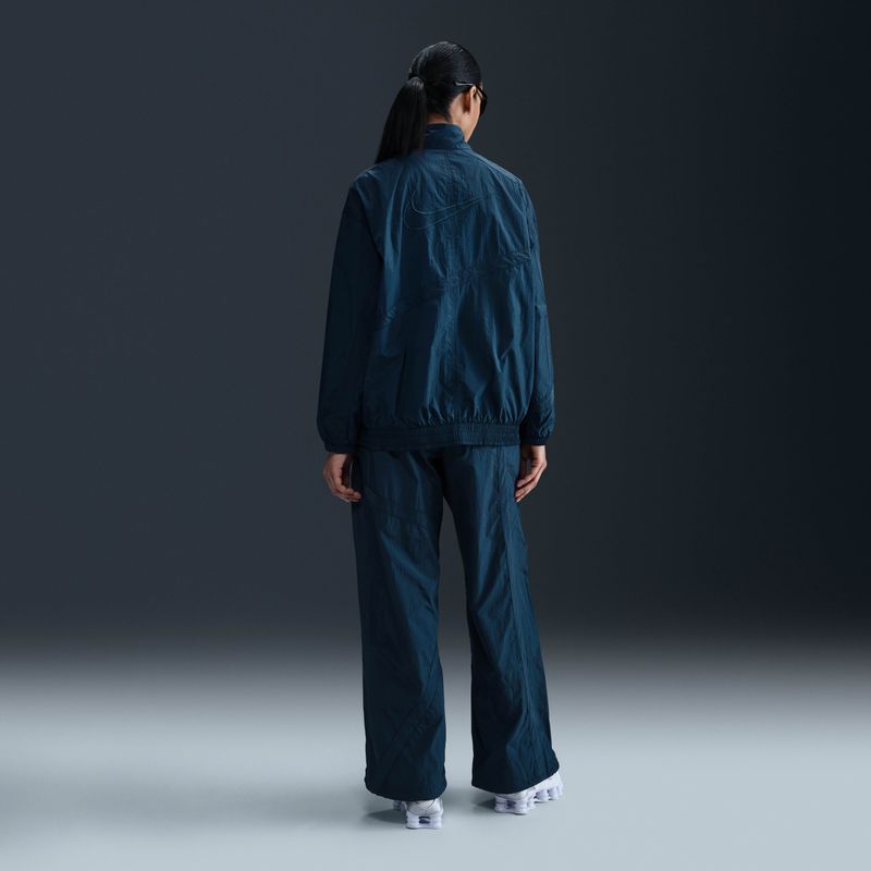 Nike-Sportswear