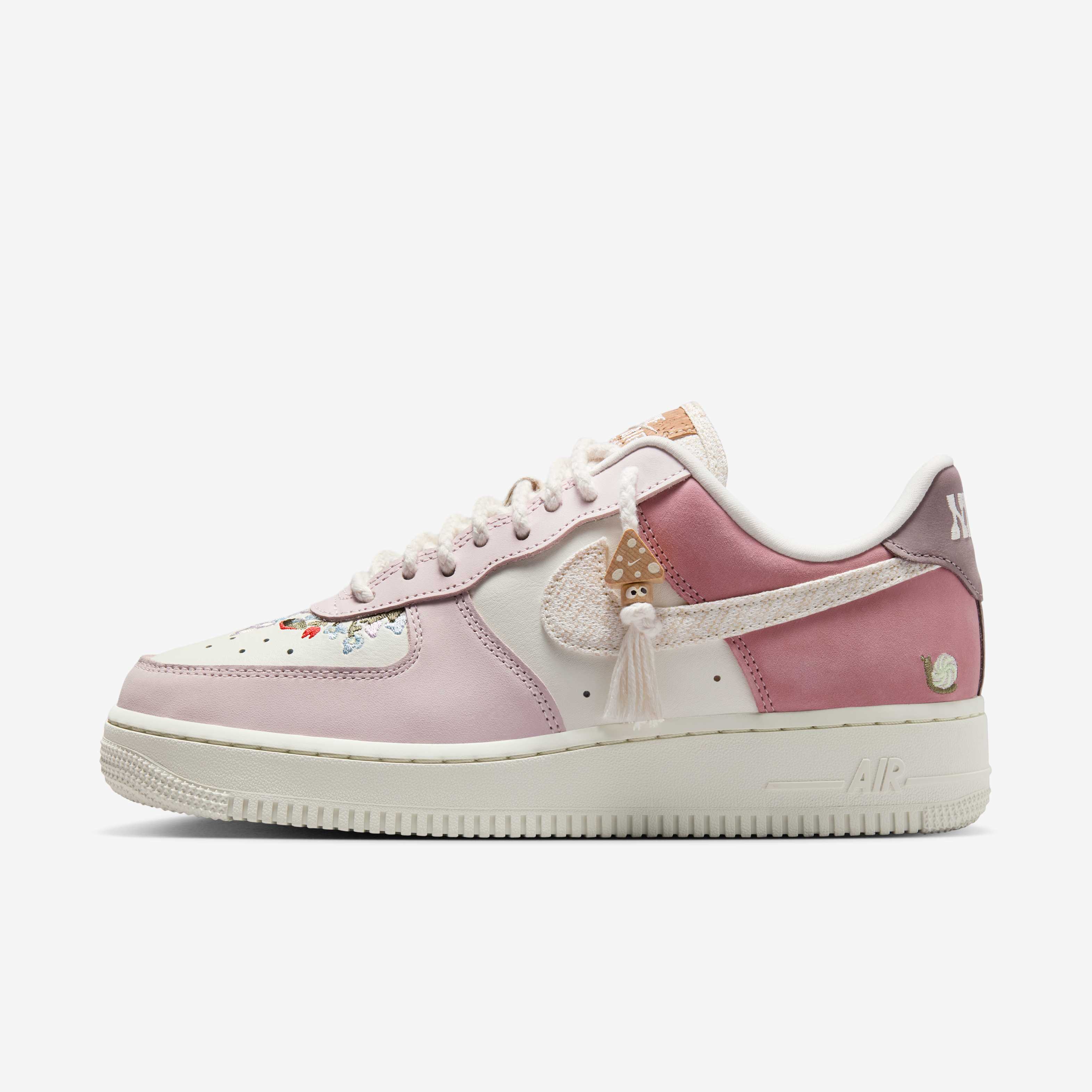 Zapatillas Nike Air Force Mujer: Diseño y Tendencia Nike AR