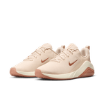 Nike-Bella-7