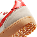 Nike-Field-General