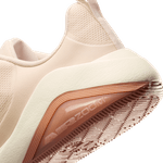 Nike-Bella-7