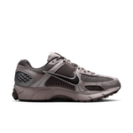 Nike-Zoom-Vomero-5