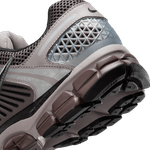 Nike-Zoom-Vomero-5